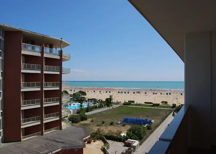 Well-equipped 1 Bedroom Flat For Up To 6 Guests *